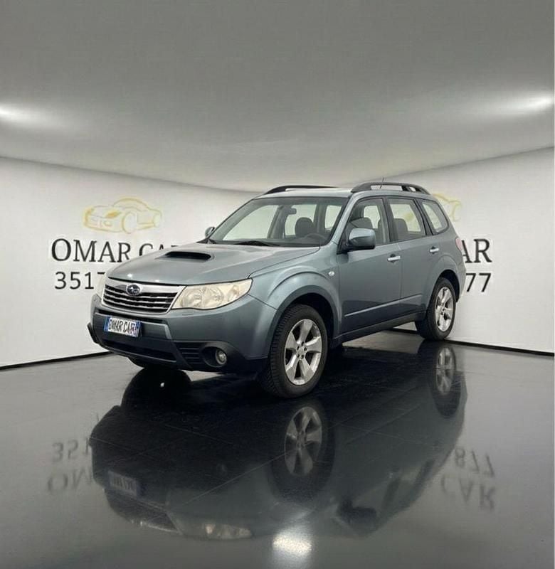Usata Subaru Forester 146 CV (107 kW) 2009 Argento SUV