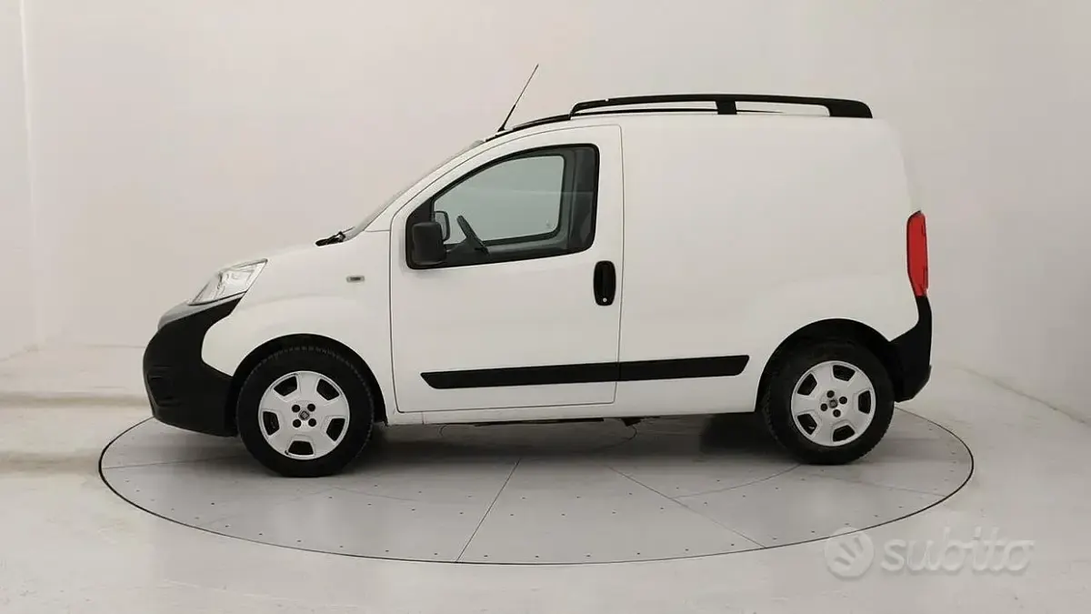 Usata Fiat Fiorino 95 CV (69 kW) 2021 Bianco Monovolume