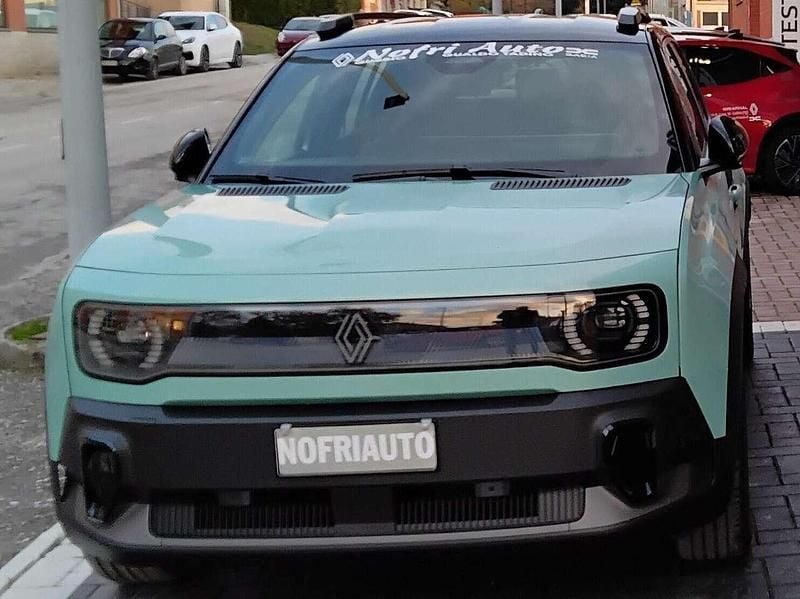 Tetto / nero Nuova 2025 Renault R4 Iconic Tre volumi | 32.500 € - Immagine 1/4