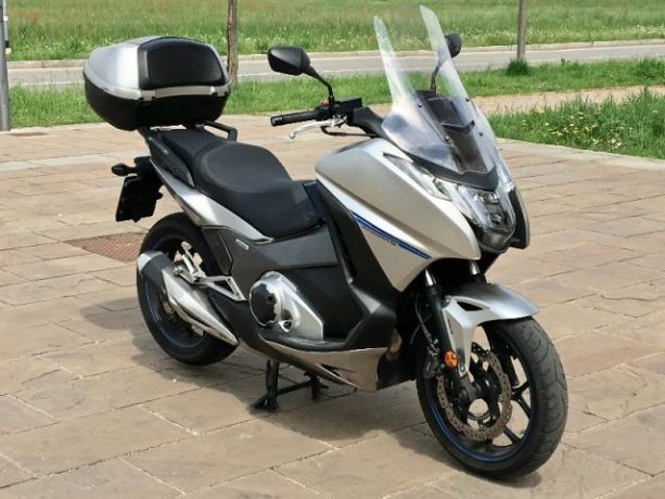 Venduto Honda Integra 750 S Sport Abs Auto Usate In Vendita