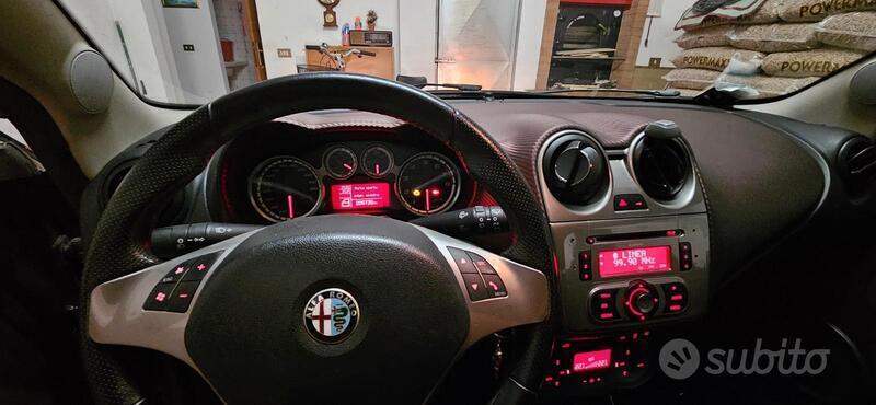 Usato 2009 Alfa Romeo MiTo 1.4 Benzin 155 CV (5.500 €)
