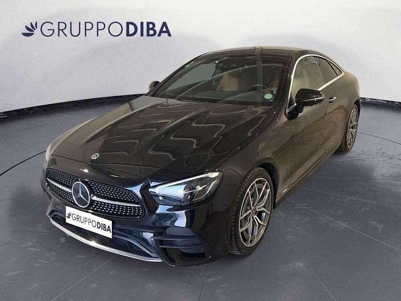 Usata Mercedes E300 Premium Plus 265 CV (194 kW) 2023 Nero Coupé