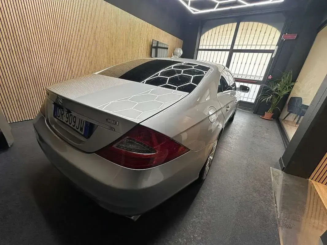 Usata Mercedes CLS320 224 CV (164 kW) 2008 Grigio Coupé