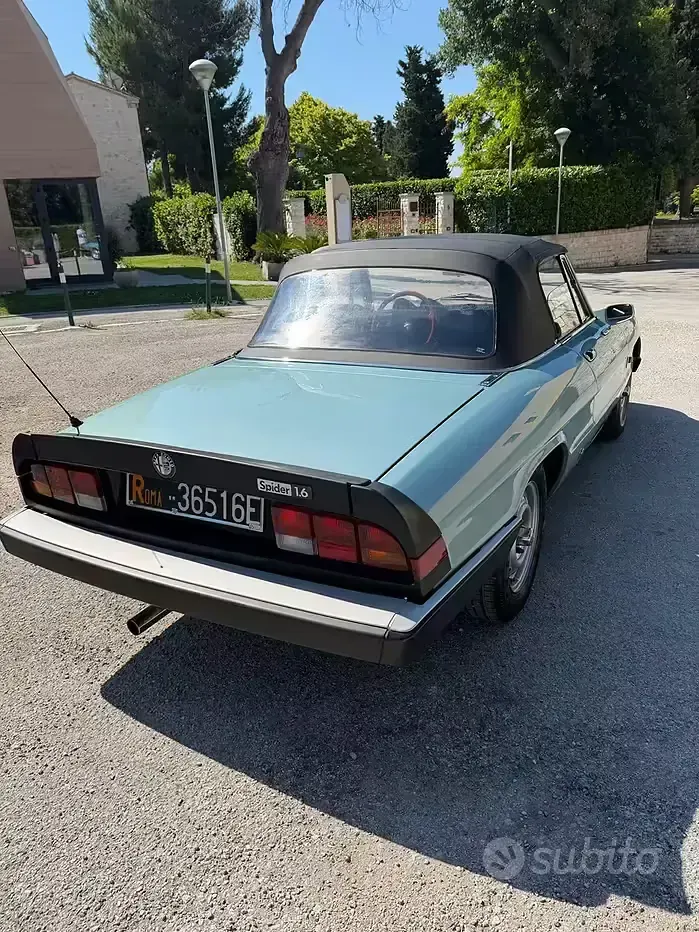 Usata Alfa Romeo Spider 109 CV (80 kW) 1983 Cabrio
