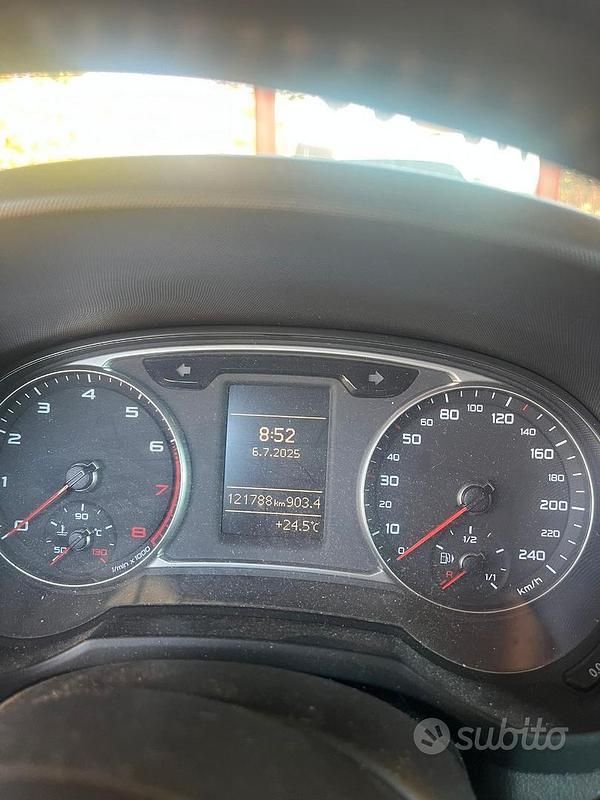 Usata Audi A1 86 CV (63 kW) 2010 Blu Utilitaria