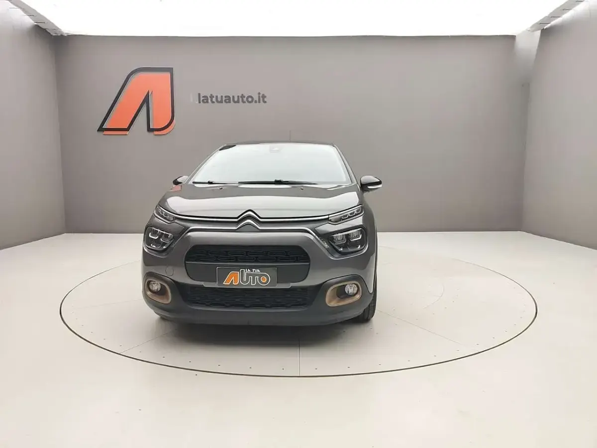 Usata Citroën C3 PureTech 83 CV (61 kW) 2022 Platinum grey Utilitaria