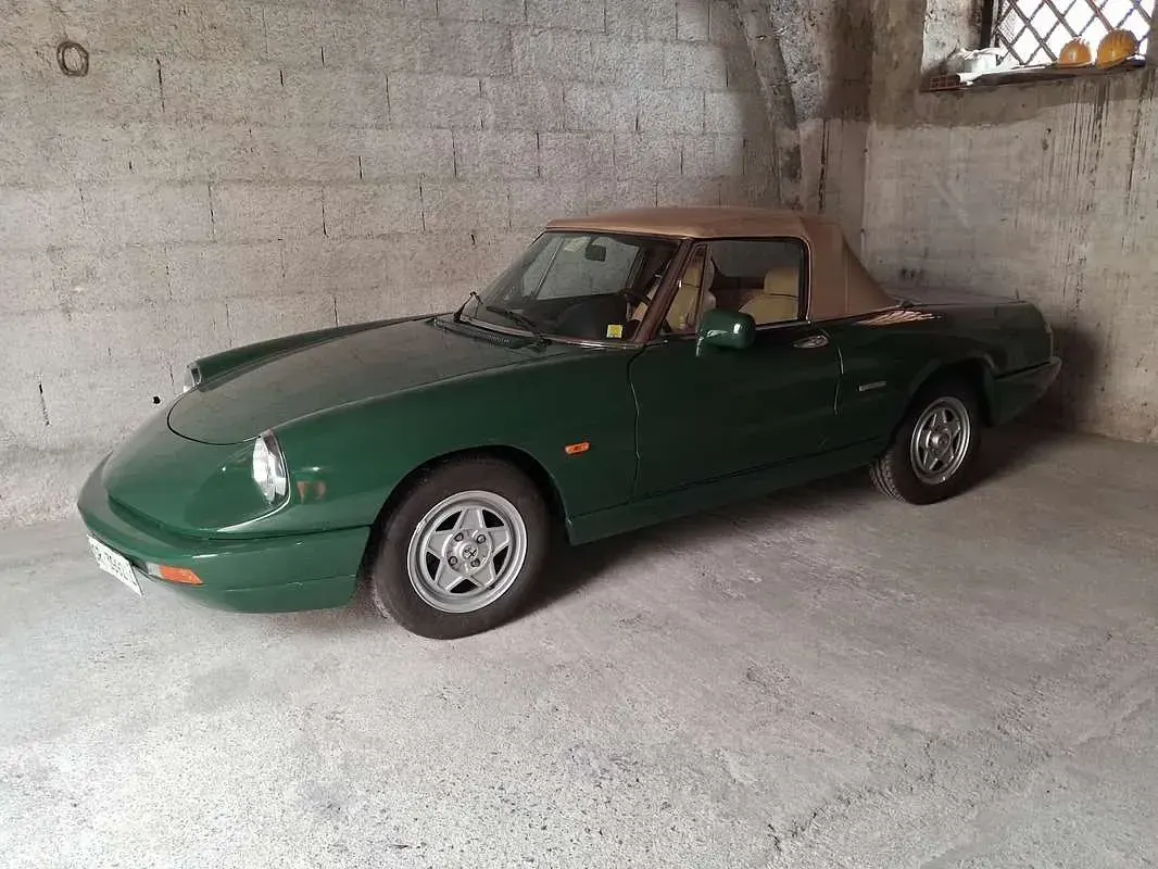 Usata Alfa Romeo Spider 106 CV (77 kW) 1992 Cabrio