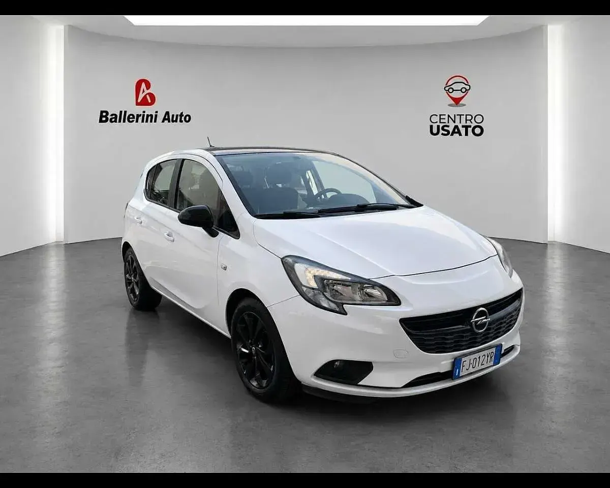 Usata Opel Corsa 75 CV (55 kW) 2017 Bianco Utilitaria