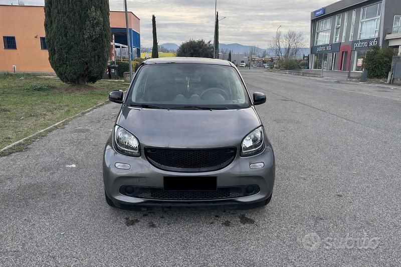 Usata Smart ForFour Prime 90 CV (66 kW) 2017 Utilitaria