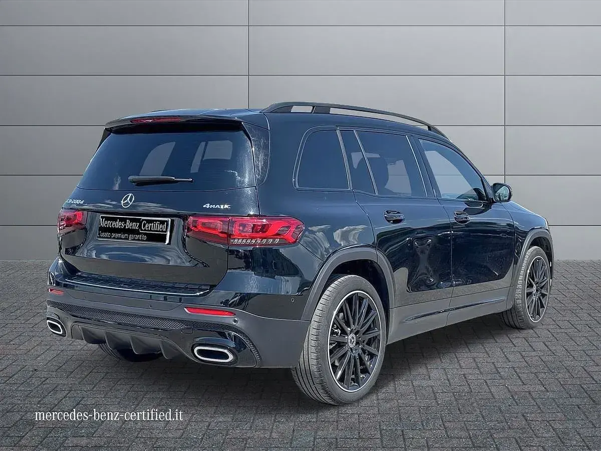 Usata Mercedes GLB200 AMG Line Premium 150 CV (110 kW) 2023 Blu SUV
