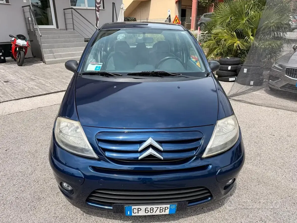Usata Citroën C3 Elegance 68 CV (50 kW) 2004 Blu/azzurro Berlina
