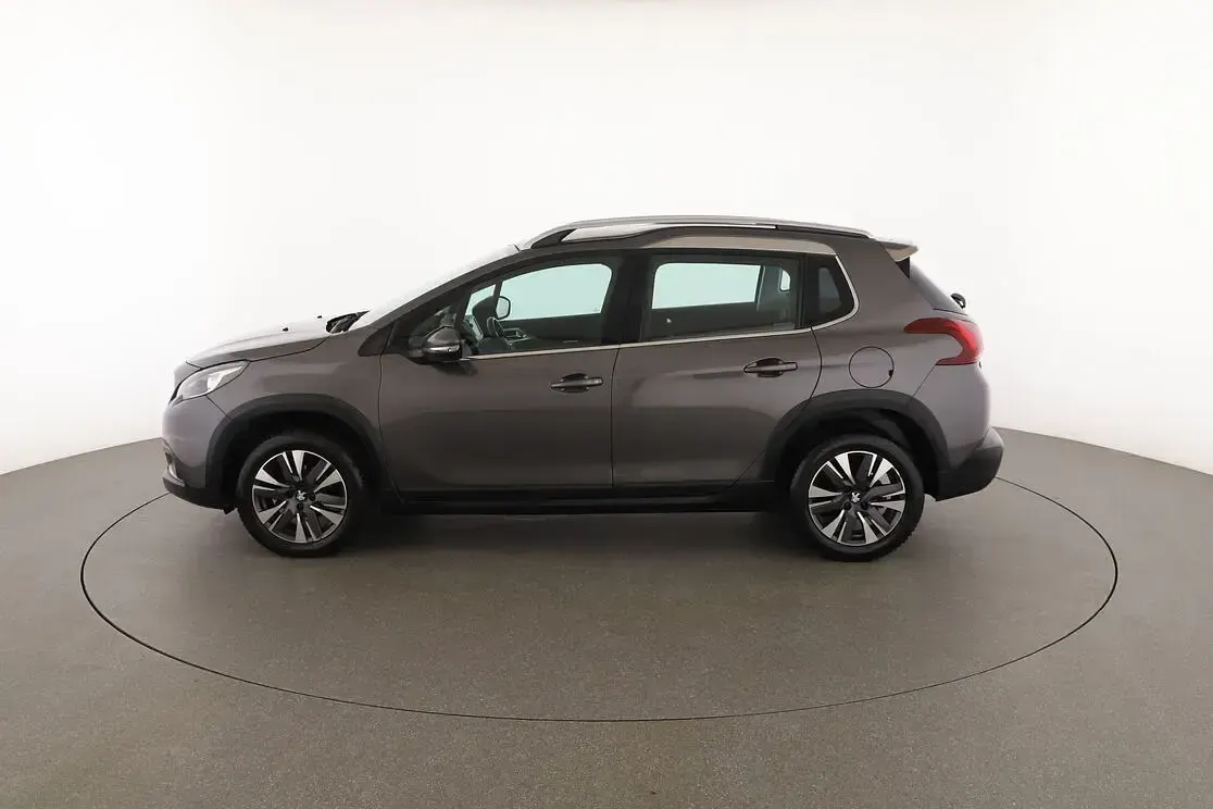 Usata Peugeot 2008 GT 82 CV (60 kW) 2019 Grigio SUV