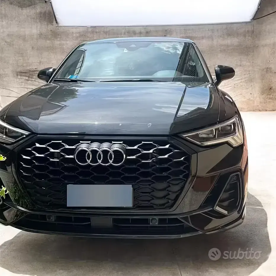 Usata Audi Q3 Sportback Comfort 150 CV (110 kW) 2022 Nero SUV