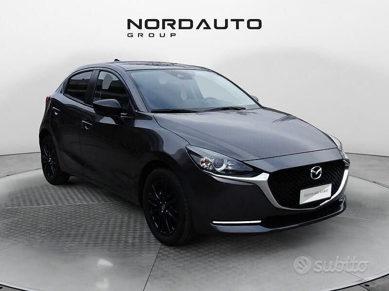 Usata Mazda 2 Homura-Line 75 CV (55 kW) 2023 Grigio Utilitaria