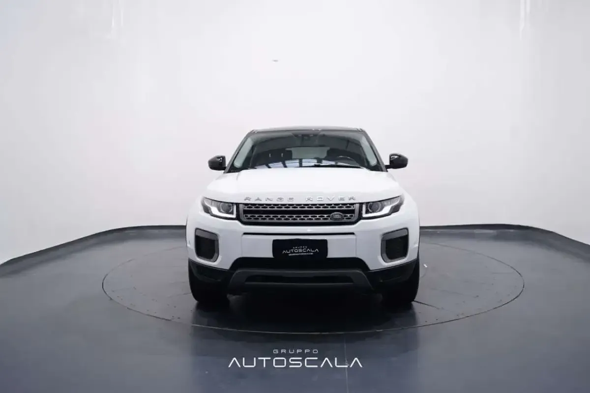 Usata Land Rover Range Rover evoque Pure 150 CV (110 kW) 2017 Fujii white / tetto nero SUV