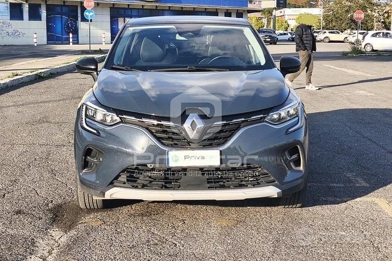 Usata Renault Captur Techno 101 CV (74 kW) 2023 Blu SUV