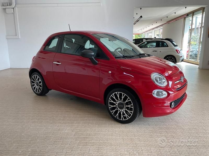 Usata Fiat 500 69 CV (50 kW) 2024 Rosso Berlina