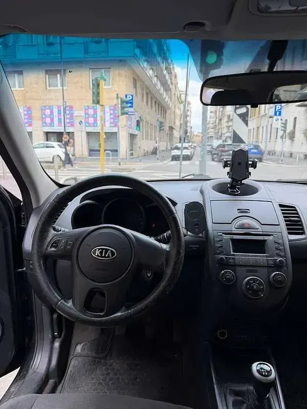 Usata Kia Soul 110 CV (80 kW) 2012 Nero SUV