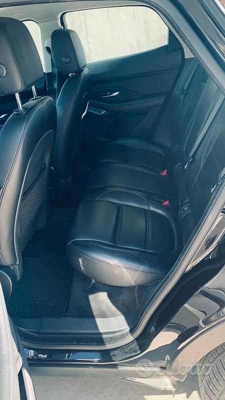 Occasion Jaguar E-Pace R-Dynamic 150 ch (110 kW) 2019 Noir SUV