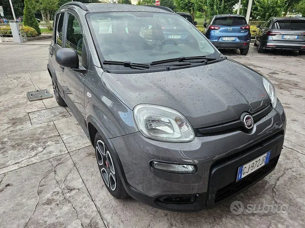 Usata Fiat Panda S 69 CV (50 kW) 2022 Grigio Utilitaria