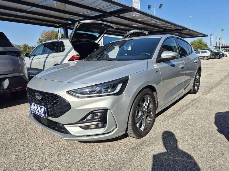 Usata Ford Focus ST-Line 116 CV (85 kW) 2024 Argento Berlina
