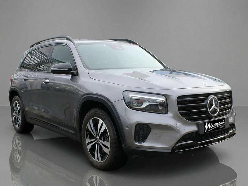 Usata Mercedes GLB200 Advanced 150 CV (110 kW) 2024 Grigio scuro met. SUV