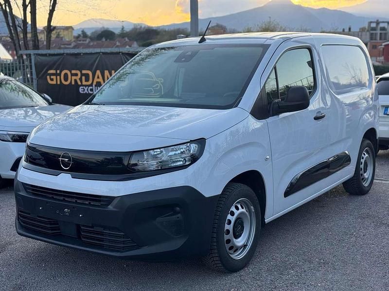 Usata Opel Combo 102 CV (75 kW) 2025 Bianco Furgone