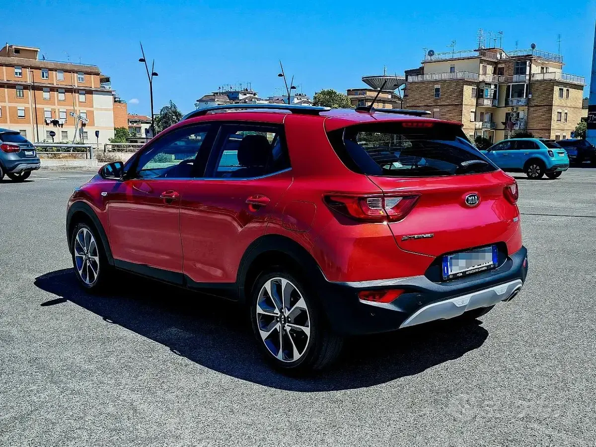 Usata Kia Stonic 100 CV (73 kW) 2019 Rosso SUV