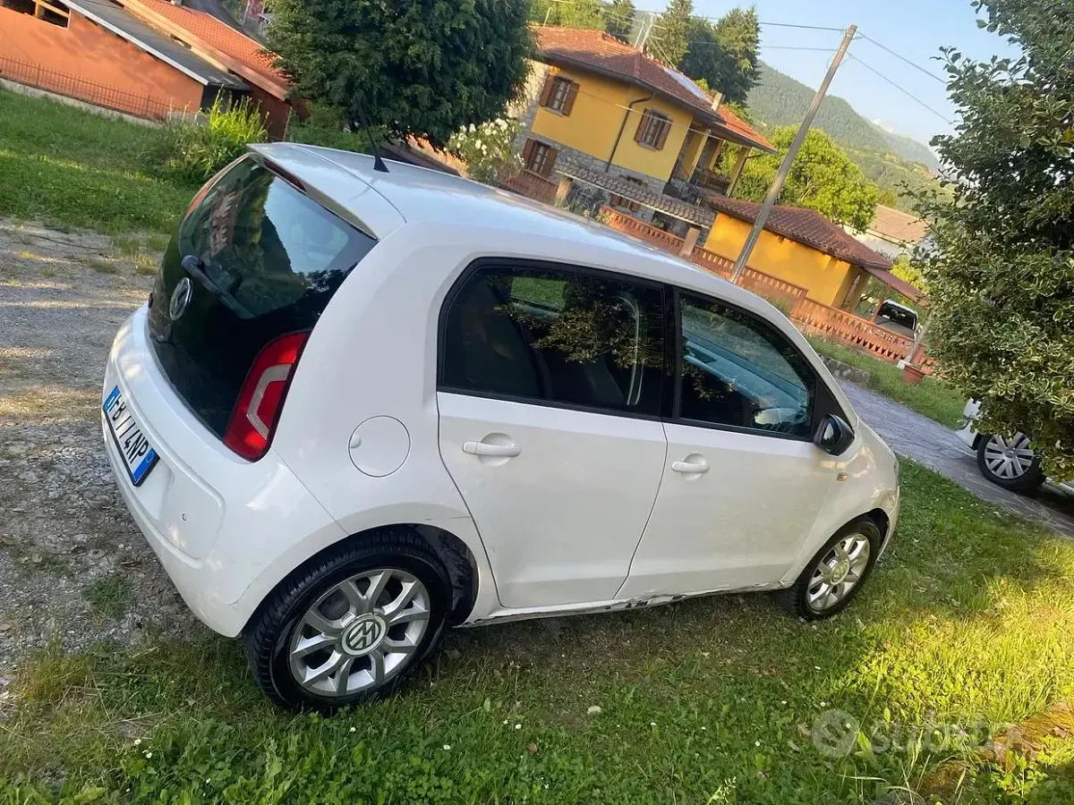 Usata VW up! 60 CV (44 kW) 2016 Bianco Utilitaria