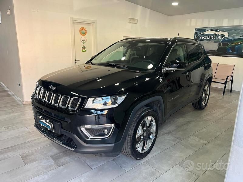 Usata Jeep Compass Limited 140 CV (102 kW) 2017 Nero SUV