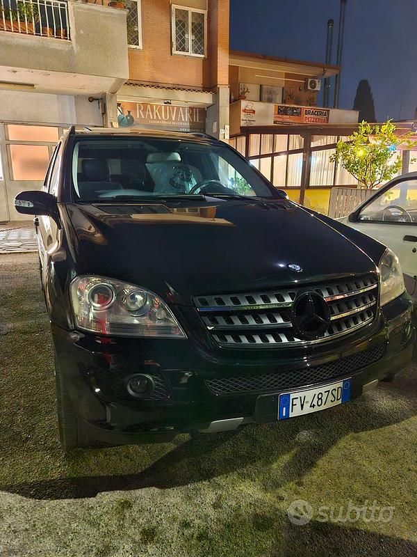 Usata Mercedes ML320 2007 Nero SUV
