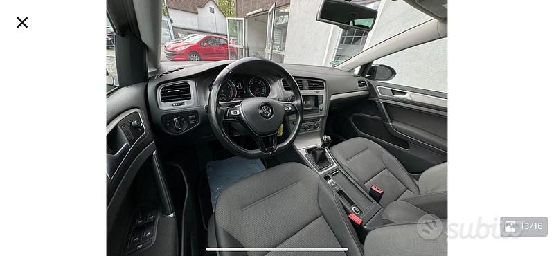 Usata VW Golf VII 125 CV (91 kW) 2014 Nero Utilitaria