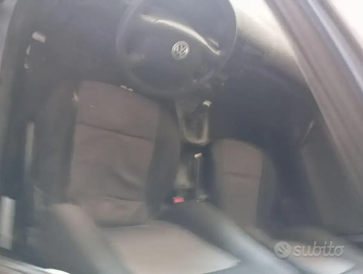 Usata VW Passat 125 CV (91 kW) 1997 Bluazzurro Berlina