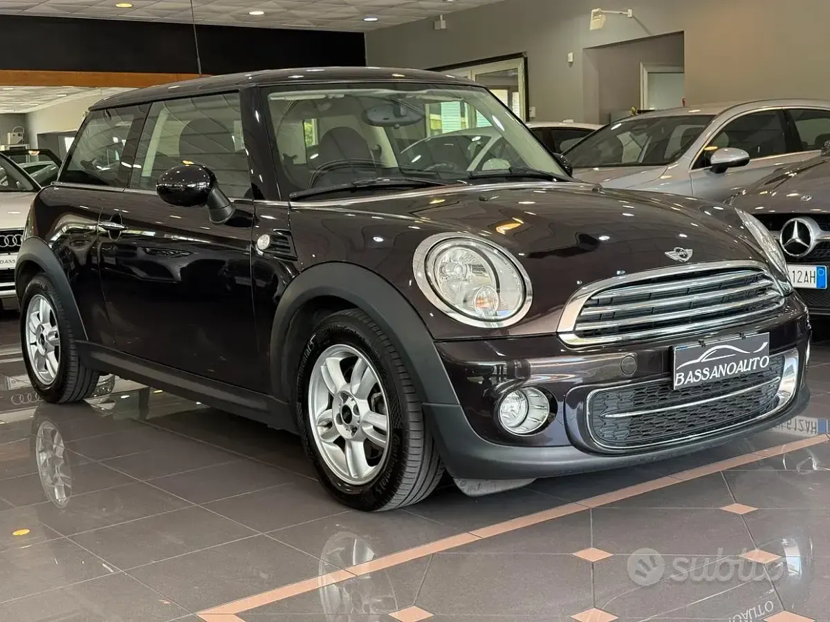 Usata Mini Cooper Coupé 111 CV (81 kW) 2013 Nero Coupé