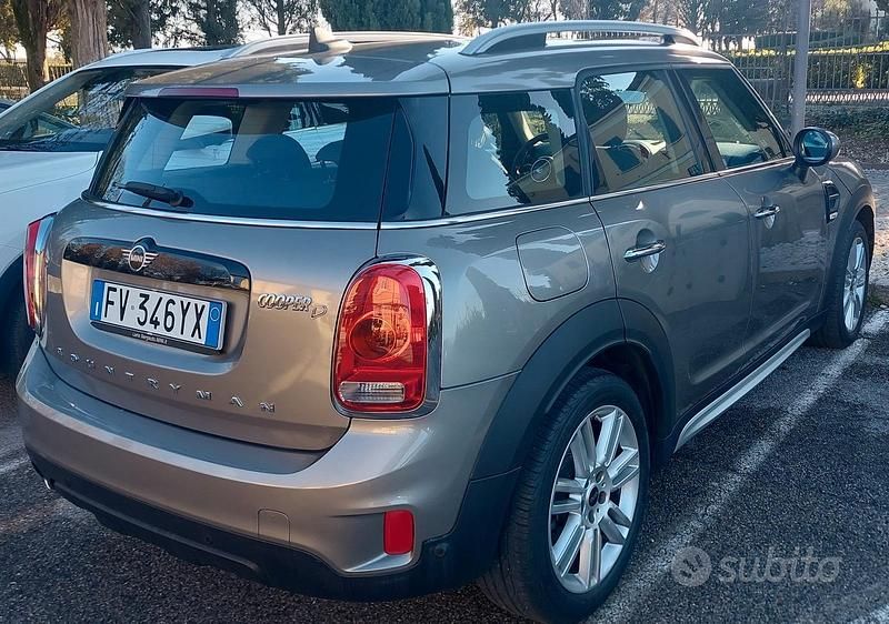 Marrone Usata 2019 Mini Cooper Countryman SUV | 21.000 € (Molto cara) - Immagine 1/1
