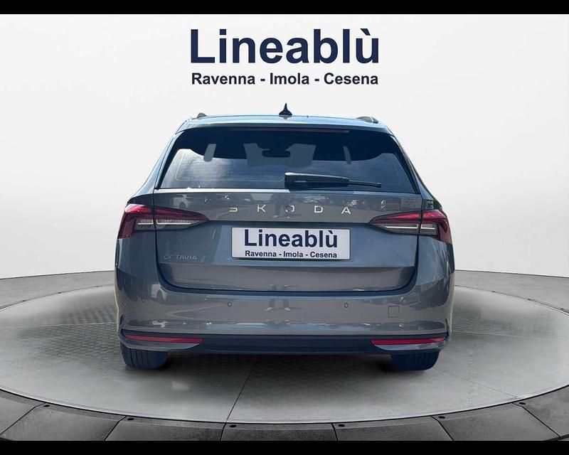 Usata Skoda Octavia Executive 150 CV (110 kW) 2024 Grigio Station wagon