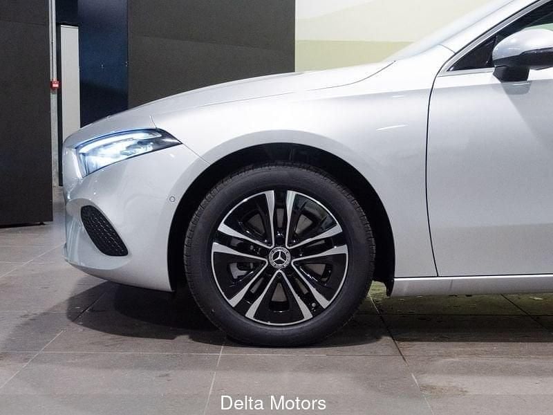 Usata Mercedes A250 Advanced 163 CV (119 kW) 2024 Argento Berlina