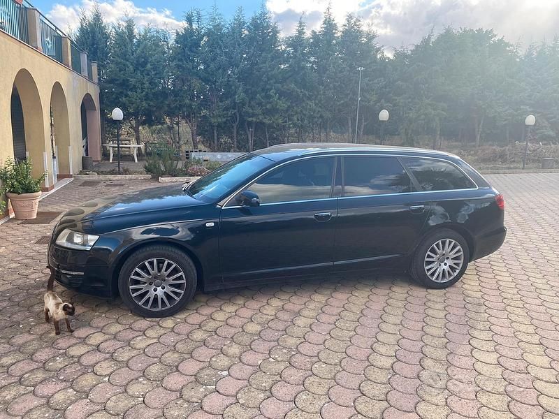 Usata Audi A6 140 CV (102 kW) 2007 Nero Station wagon