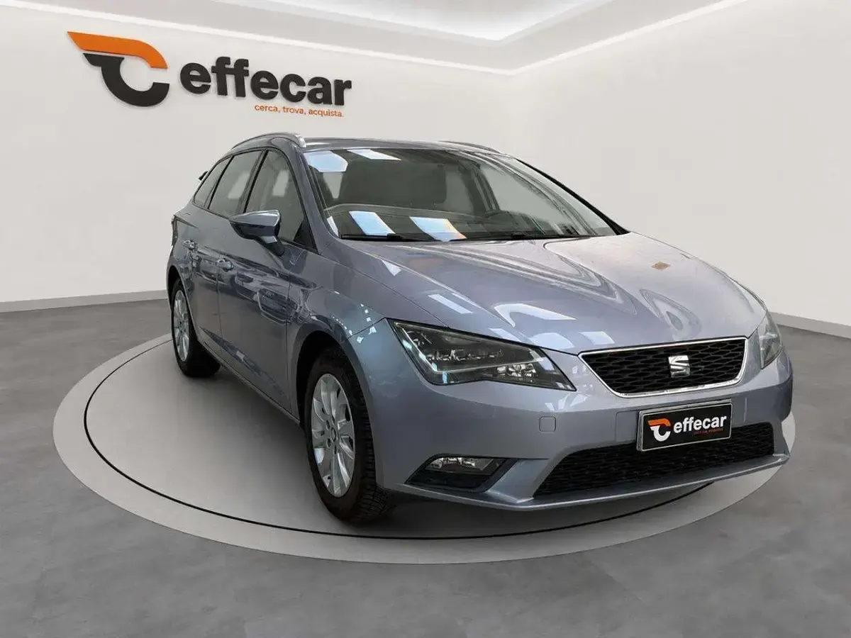 Usata Seat Leon ST Business 110 CV (80 kW) 2016 Azzurro Station wagon