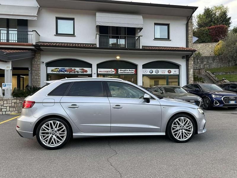 Usata Audi A3 Sport 184 CV (135 kW) 2018 Argento Berlina