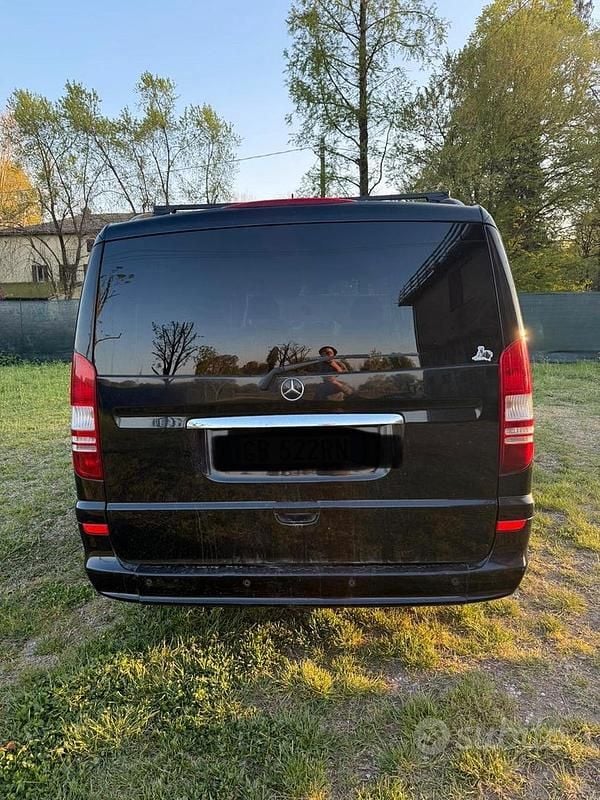 Usata Mercedes Viano 224 CV (164 kW) 2013 Nero Monovolume