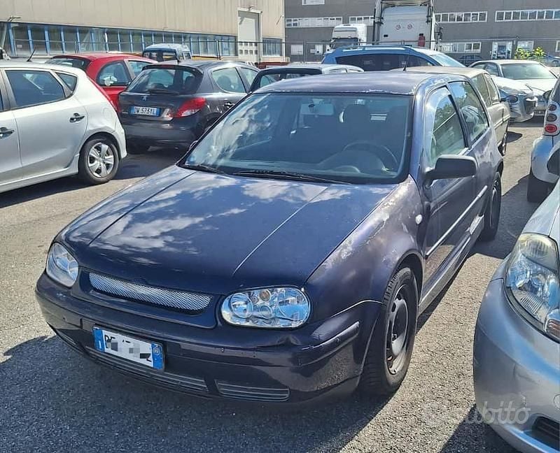 Usata VW Golf 1999 Blu Berlina