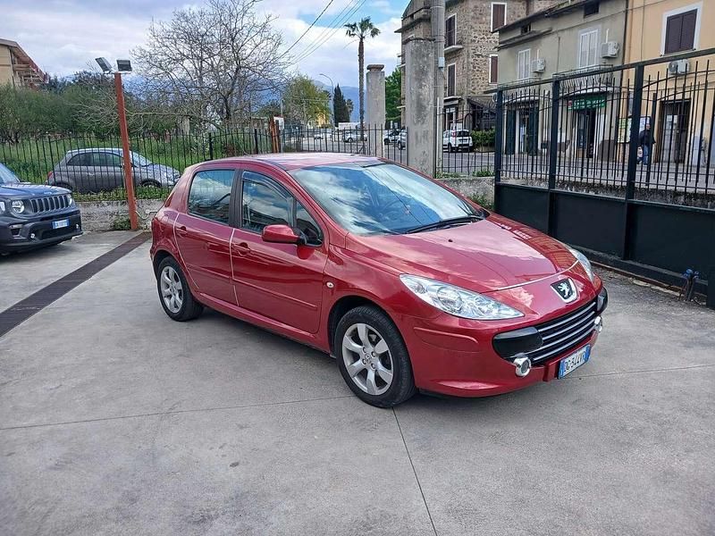 Usata Peugeot 307 90 CV (66 kW) 2007 Bordeaux Berlina