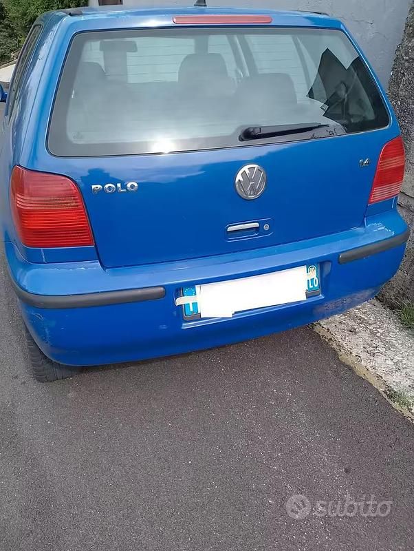 Usata VW Polo 2000 Blu Berlina
