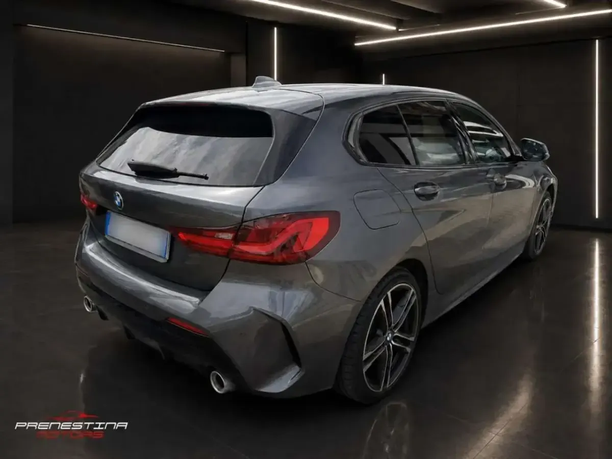 Usata BMW 118 M Sport 150 CV (110 kW) 2021 Grigio Berlina