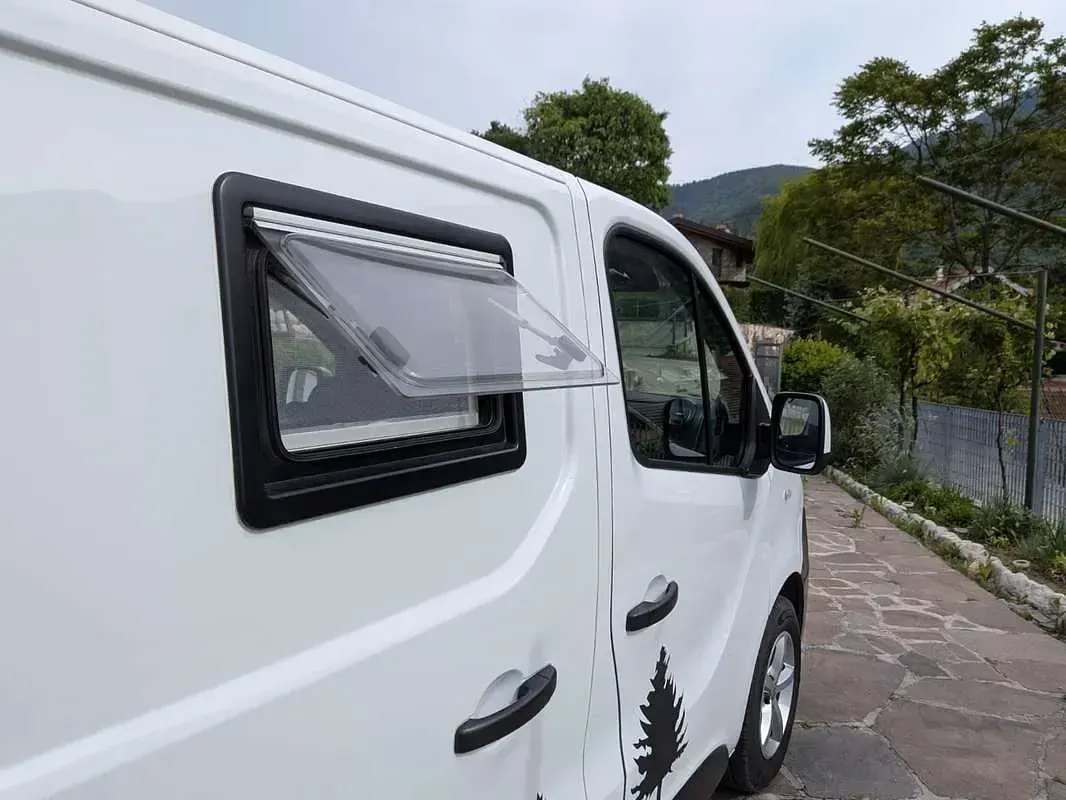 Usata Nissan NV300 145 CV (106 kW) 2020 Bianco Furgone