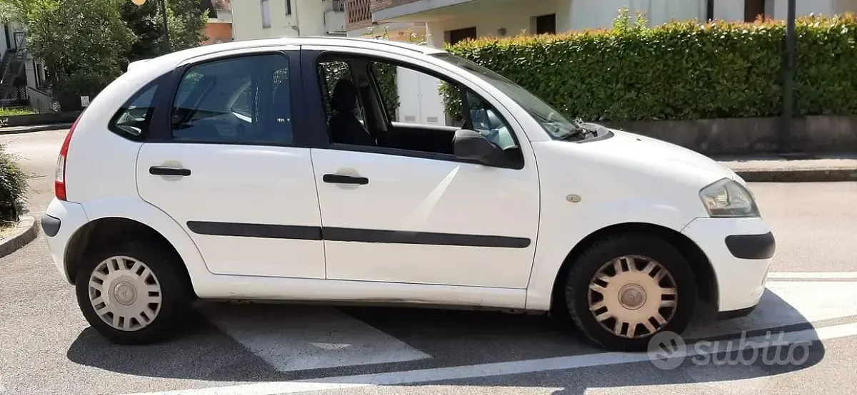 Usata Citroën C3 68 CV (50 kW) 2006 Bianco Furgone
