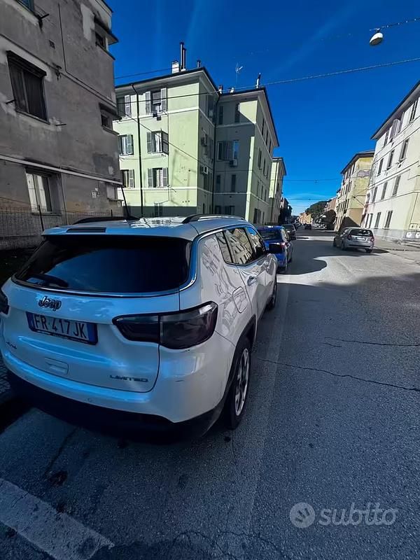 Usata Jeep Compass Limited 140 CV (102 kW) 2018 Bianco SUV