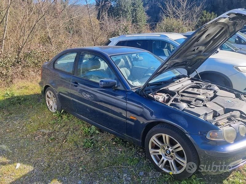 Usata BMW 318 118 CV (86 kW) 2001 Blu