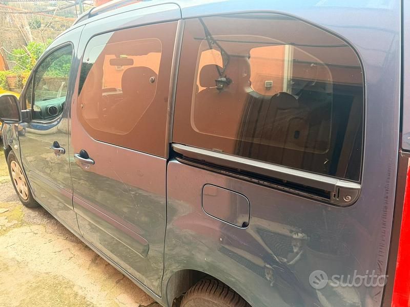 Usata Peugeot Partner 92 CV (67 kW) 2011 Blu Monovolume